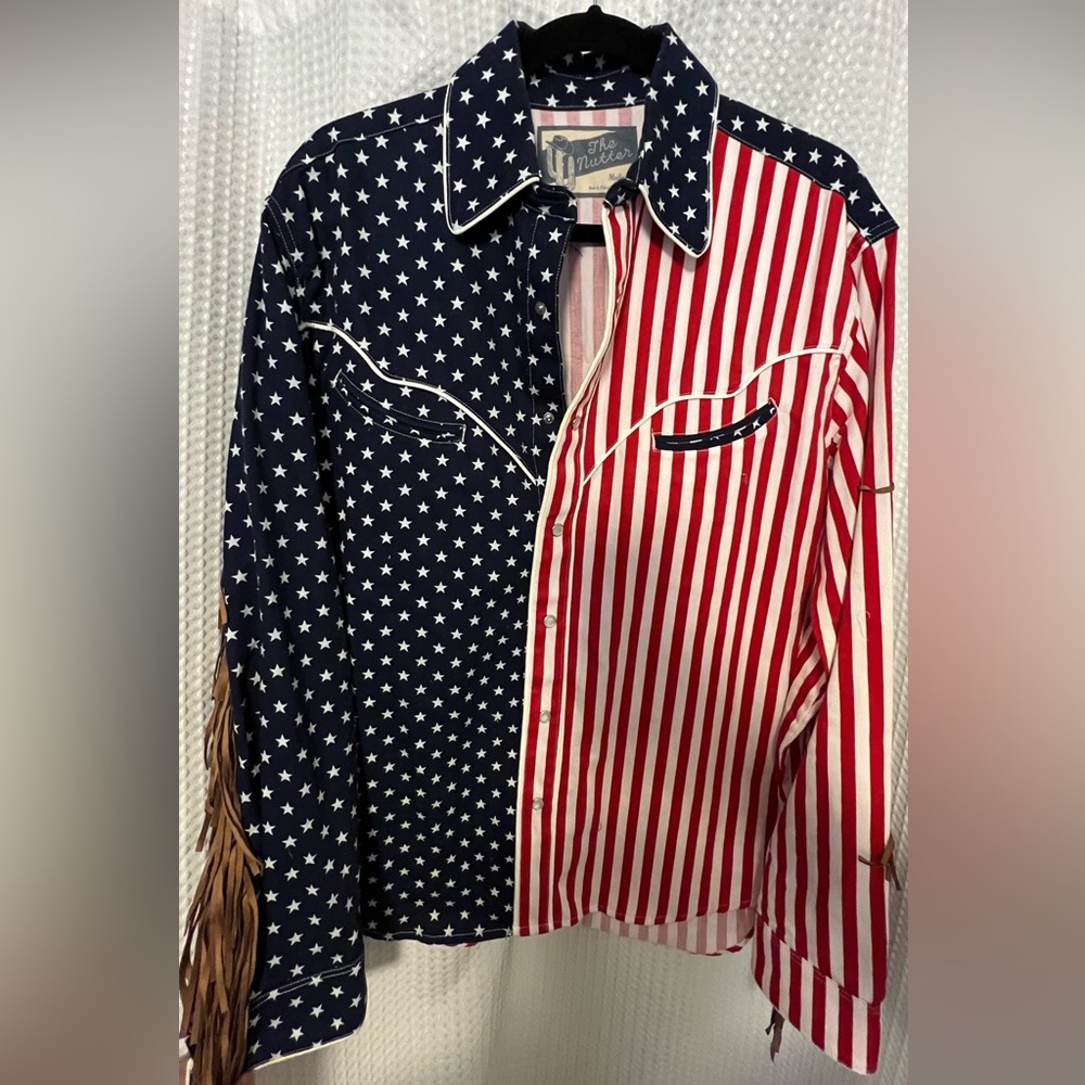 Mens Medium button down America Flag Nutter shirt